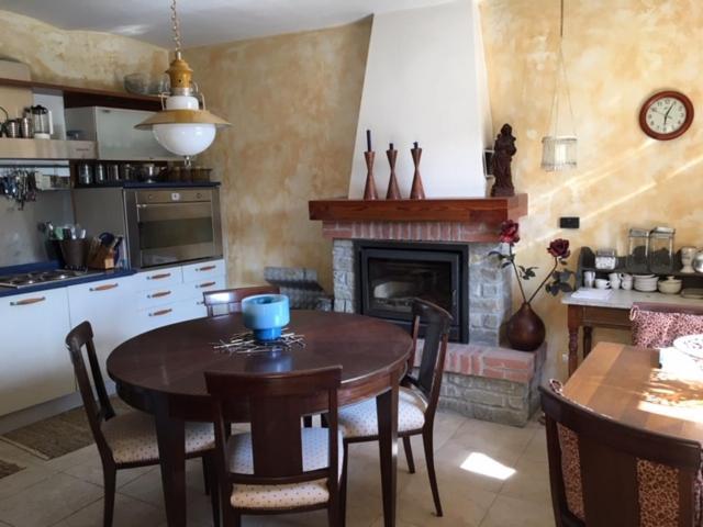 Casa Petra - Casa Tre Stelle - Casa Caneva - Ferien Fuer 6-14 Personen Ponti Экстерьер фото