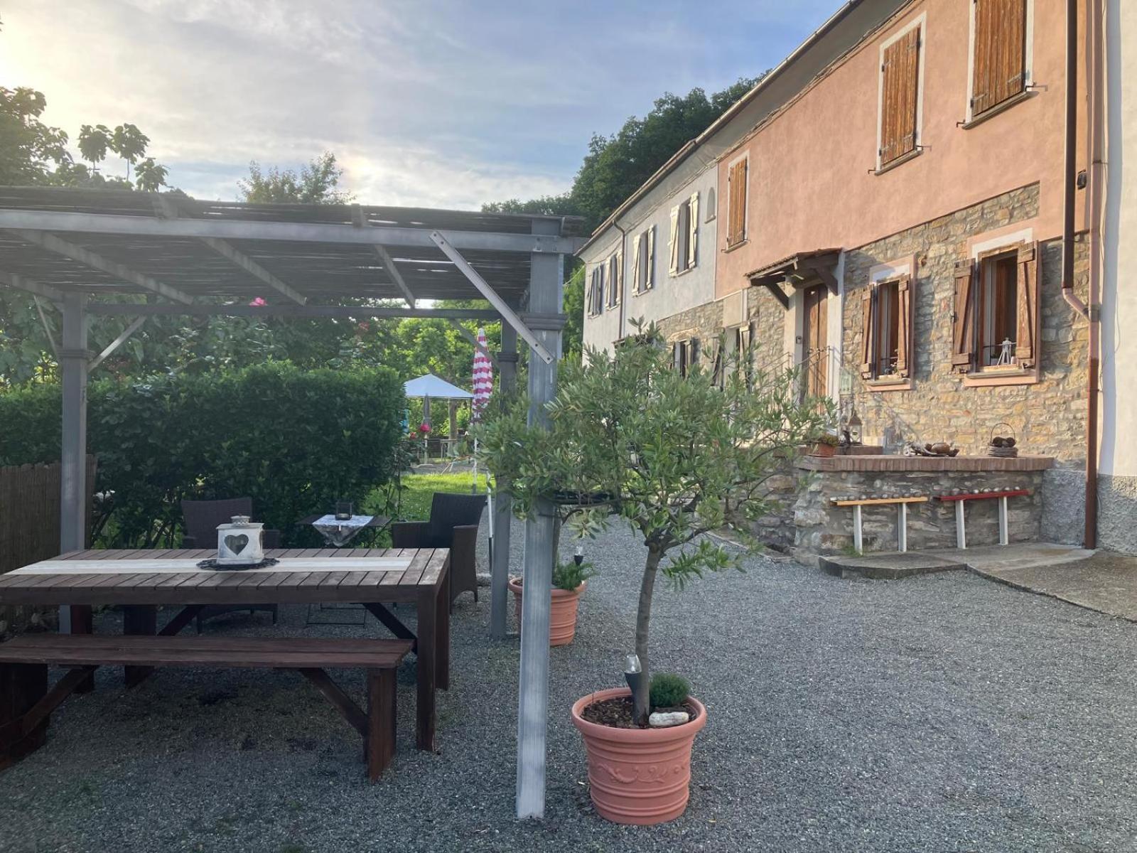 Casa Petra - Casa Tre Stelle - Casa Caneva - Ferien Fuer 6-14 Personen Ponti Экстерьер фото